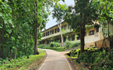 学校入り口