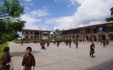 学校の中庭