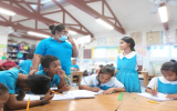 授業風景、学年試験前の復習の時間