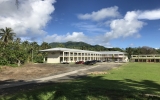 レラ小学校の外観