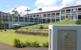 大学校舎外観