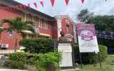 学校正面