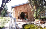 配属先建物の入り口