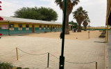 ウバセン小学校校舎