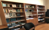 日本語教材の書籍棚です。